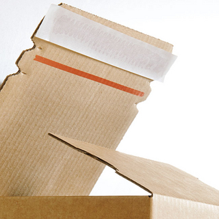 Selbstklebeverschluss und Aufreißfaden für schnelles Öffnen und Verschließen Selbstklebeverschluss und Aufreißfaden für schnelles Öffnen und Verschließen