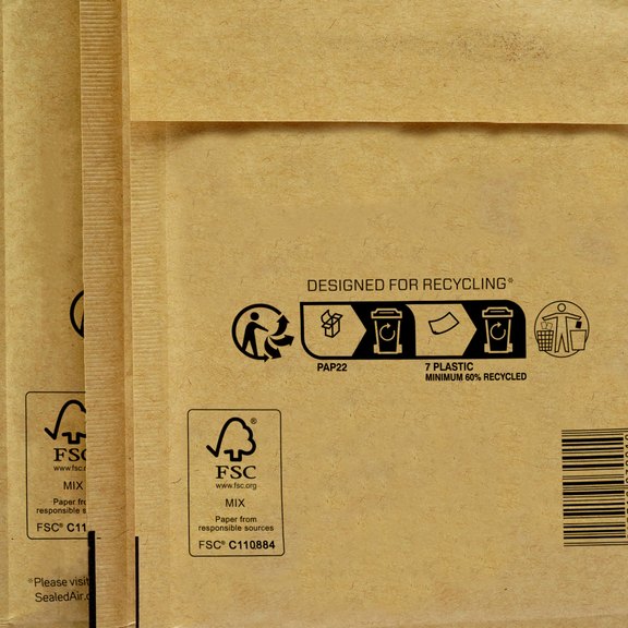 recycelbare Versandtaschen für nachhaltigen und umweltgerechter Produktschutz