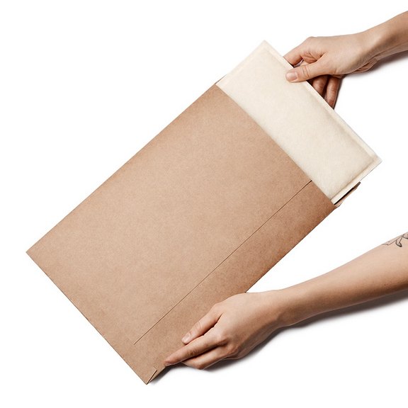 Versandtaschen aus Wolle und Altpapier - plastikfrei