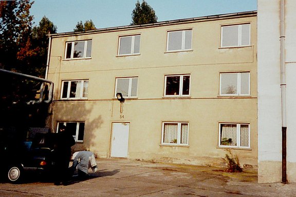 Niederlassung in Berlin-Adlershof (1993 bis 1995)