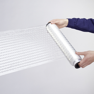 Gelochte Palettensicherungsfolie optimale Luftzirkulation Gelochte Palettensicherungsfolie optimale Luftzirkulation